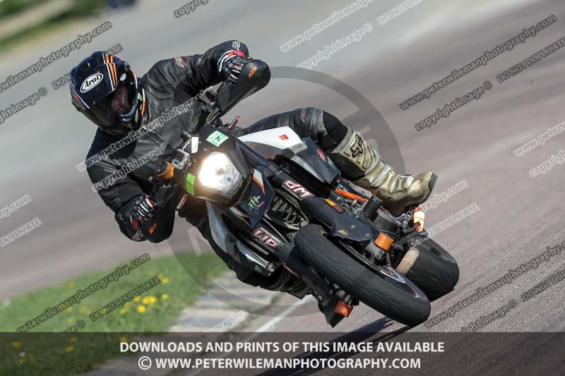 cadwell park;cadwell park photographs;cadwell trackday photographs;enduro digital images;event digital images;eventdigitalimages;peter wileman photography;racing digital images;trackday digital images;trackday photos