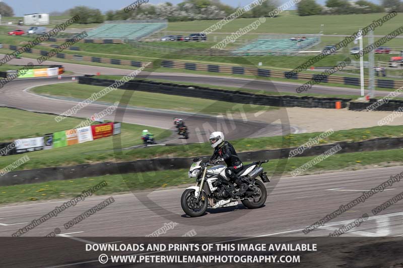 cadwell park;cadwell park photographs;cadwell trackday photographs;enduro digital images;event digital images;eventdigitalimages;peter wileman photography;racing digital images;trackday digital images;trackday photos