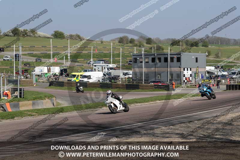 cadwell park;cadwell park photographs;cadwell trackday photographs;enduro digital images;event digital images;eventdigitalimages;peter wileman photography;racing digital images;trackday digital images;trackday photos