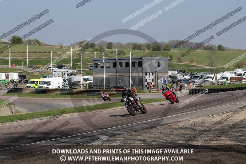 cadwell park;cadwell park photographs;cadwell trackday photographs;enduro digital images;event digital images;eventdigitalimages;peter wileman photography;racing digital images;trackday digital images;trackday photos