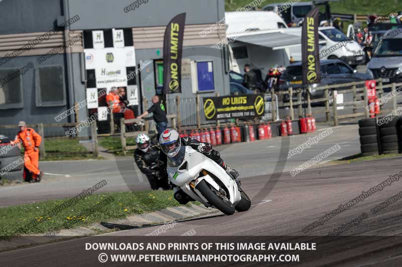 cadwell park;cadwell park photographs;cadwell trackday photographs;enduro digital images;event digital images;eventdigitalimages;peter wileman photography;racing digital images;trackday digital images;trackday photos