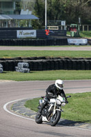 cadwell-park;cadwell-park-photographs;cadwell-trackday-photographs;enduro-digital-images;event-digital-images;eventdigitalimages;peter-wileman-photography;racing-digital-images;trackday-digital-images;trackday-photos