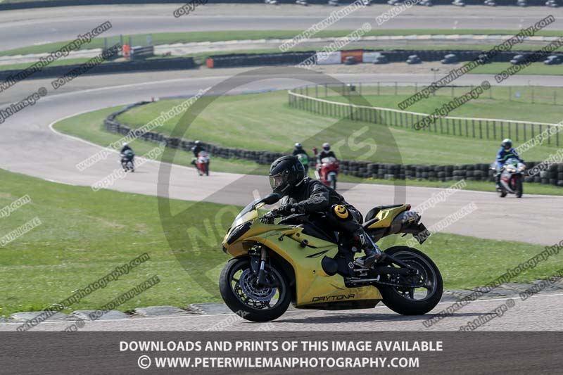 cadwell park;cadwell park photographs;cadwell trackday photographs;enduro digital images;event digital images;eventdigitalimages;peter wileman photography;racing digital images;trackday digital images;trackday photos