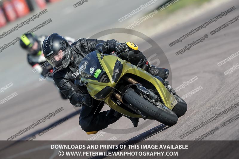 cadwell park;cadwell park photographs;cadwell trackday photographs;enduro digital images;event digital images;eventdigitalimages;peter wileman photography;racing digital images;trackday digital images;trackday photos