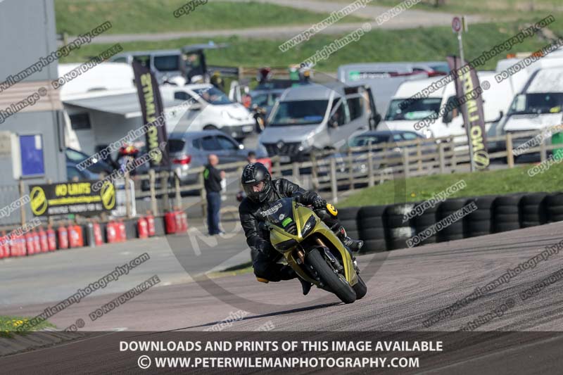 cadwell park;cadwell park photographs;cadwell trackday photographs;enduro digital images;event digital images;eventdigitalimages;peter wileman photography;racing digital images;trackday digital images;trackday photos