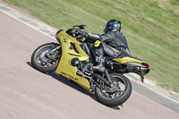 cadwell-park;cadwell-park-photographs;cadwell-trackday-photographs;enduro-digital-images;event-digital-images;eventdigitalimages;peter-wileman-photography;racing-digital-images;trackday-digital-images;trackday-photos