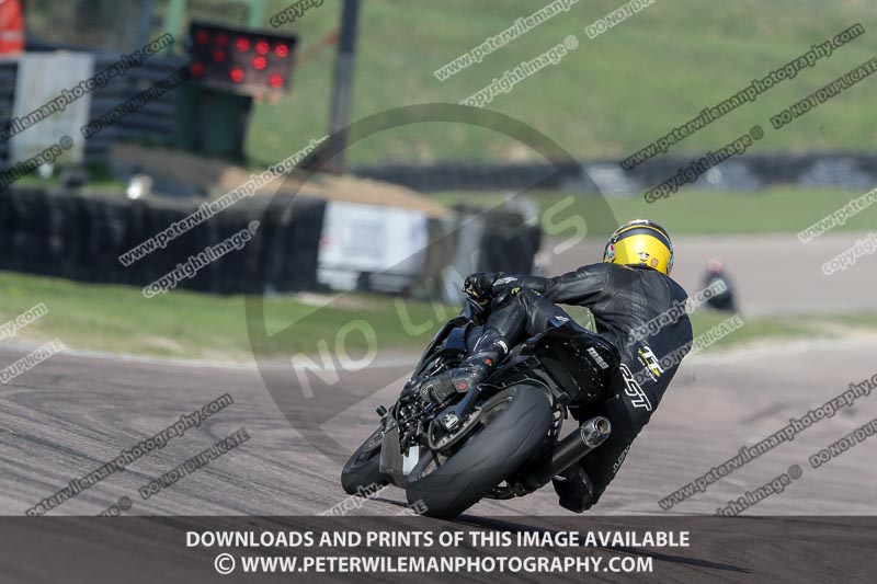 cadwell park;cadwell park photographs;cadwell trackday photographs;enduro digital images;event digital images;eventdigitalimages;peter wileman photography;racing digital images;trackday digital images;trackday photos