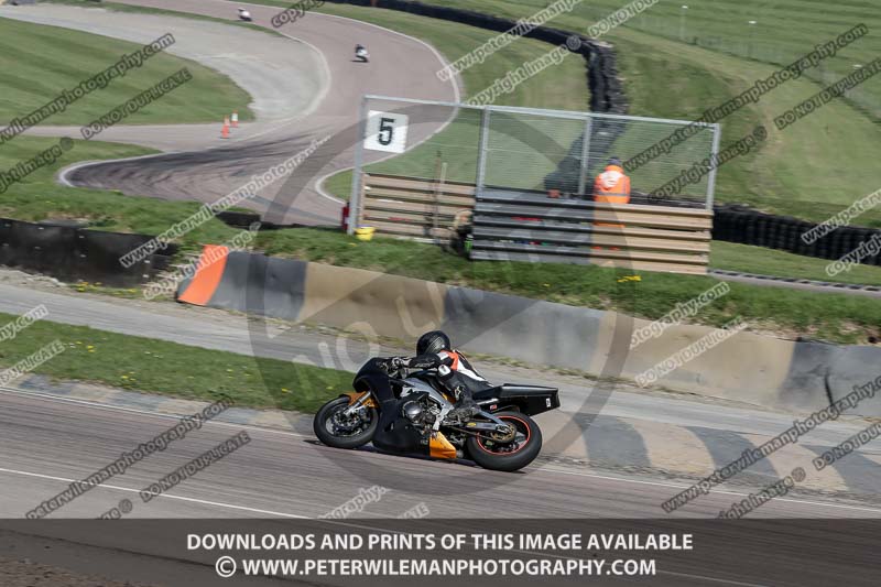 cadwell park;cadwell park photographs;cadwell trackday photographs;enduro digital images;event digital images;eventdigitalimages;peter wileman photography;racing digital images;trackday digital images;trackday photos