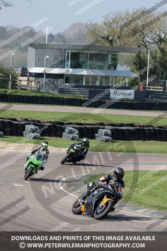 cadwell park;cadwell park photographs;cadwell trackday photographs;enduro digital images;event digital images;eventdigitalimages;peter wileman photography;racing digital images;trackday digital images;trackday photos