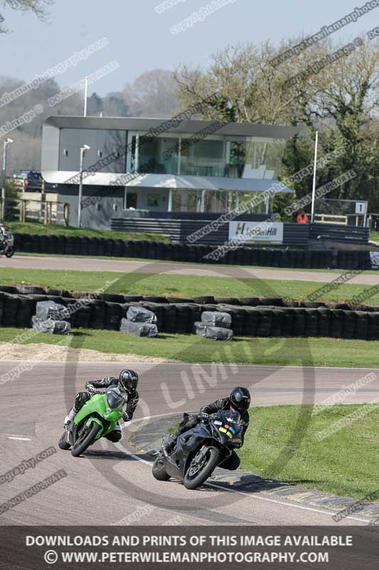 cadwell park;cadwell park photographs;cadwell trackday photographs;enduro digital images;event digital images;eventdigitalimages;peter wileman photography;racing digital images;trackday digital images;trackday photos