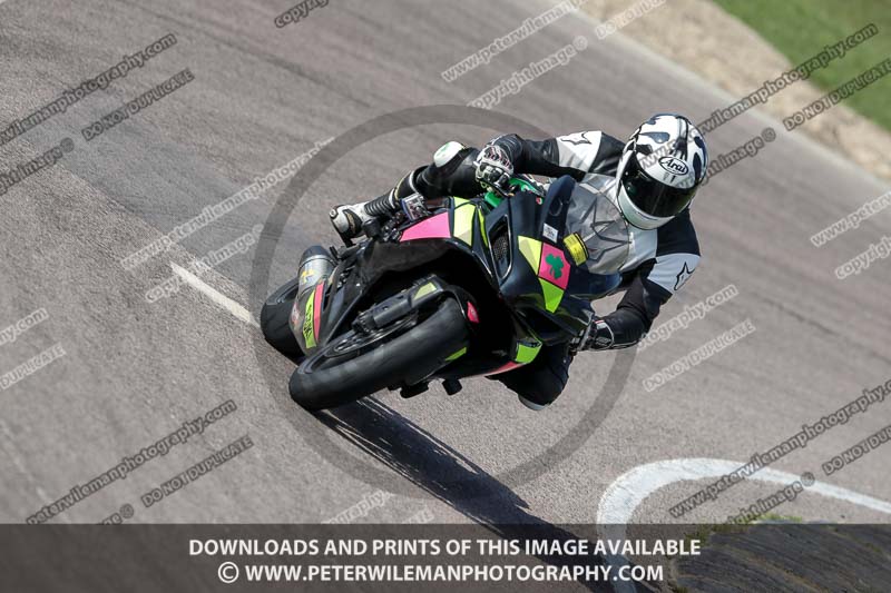 cadwell park;cadwell park photographs;cadwell trackday photographs;enduro digital images;event digital images;eventdigitalimages;peter wileman photography;racing digital images;trackday digital images;trackday photos