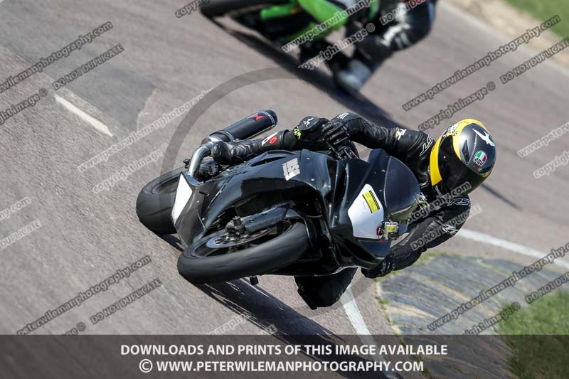 cadwell park;cadwell park photographs;cadwell trackday photographs;enduro digital images;event digital images;eventdigitalimages;peter wileman photography;racing digital images;trackday digital images;trackday photos