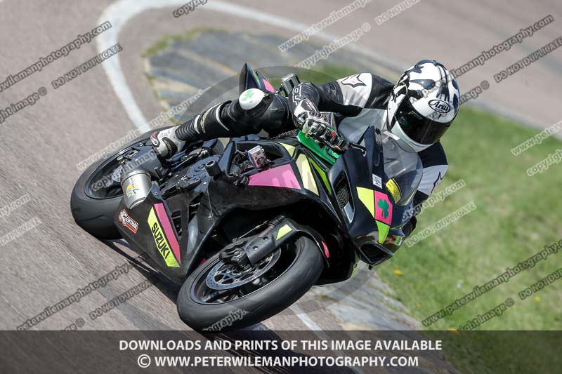 cadwell park;cadwell park photographs;cadwell trackday photographs;enduro digital images;event digital images;eventdigitalimages;peter wileman photography;racing digital images;trackday digital images;trackday photos