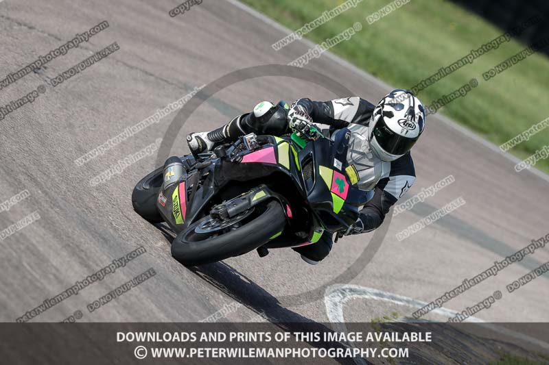 cadwell park;cadwell park photographs;cadwell trackday photographs;enduro digital images;event digital images;eventdigitalimages;peter wileman photography;racing digital images;trackday digital images;trackday photos