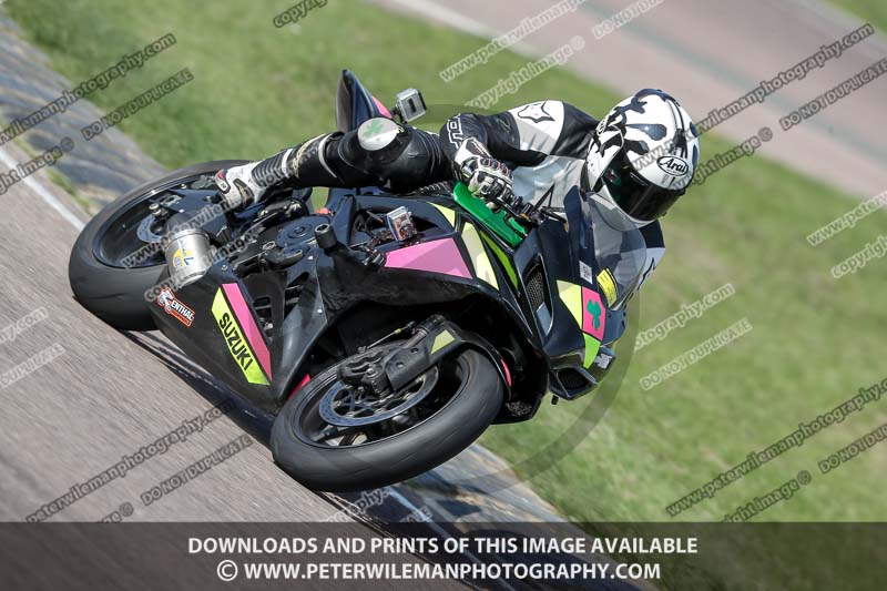 cadwell park;cadwell park photographs;cadwell trackday photographs;enduro digital images;event digital images;eventdigitalimages;peter wileman photography;racing digital images;trackday digital images;trackday photos