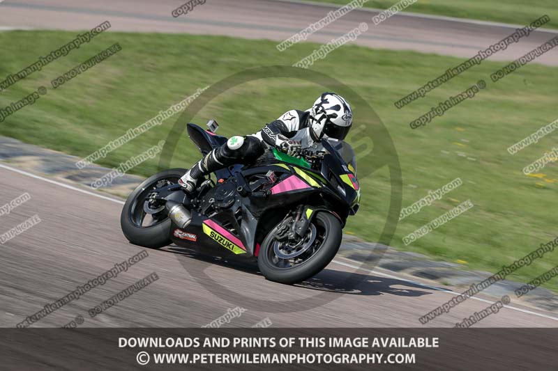 cadwell park;cadwell park photographs;cadwell trackday photographs;enduro digital images;event digital images;eventdigitalimages;peter wileman photography;racing digital images;trackday digital images;trackday photos