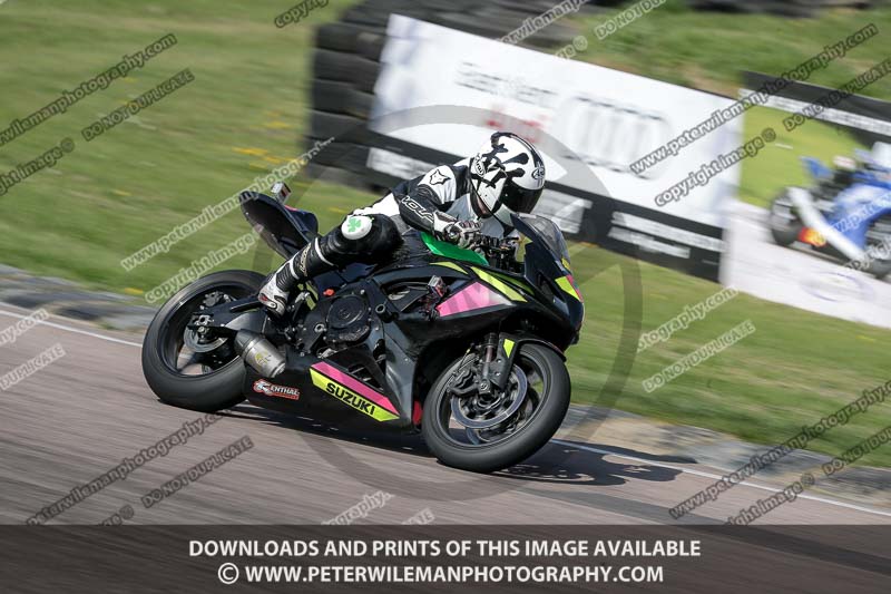 cadwell park;cadwell park photographs;cadwell trackday photographs;enduro digital images;event digital images;eventdigitalimages;peter wileman photography;racing digital images;trackday digital images;trackday photos