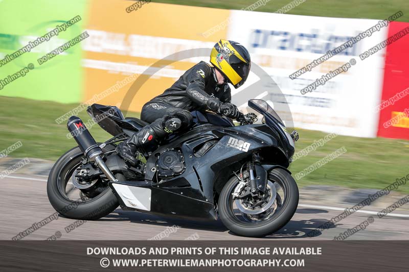 cadwell park;cadwell park photographs;cadwell trackday photographs;enduro digital images;event digital images;eventdigitalimages;peter wileman photography;racing digital images;trackday digital images;trackday photos