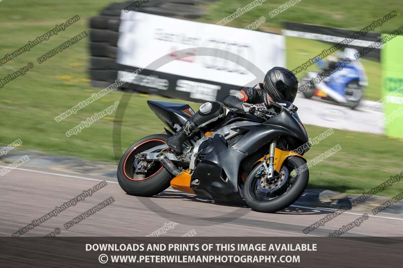 cadwell park;cadwell park photographs;cadwell trackday photographs;enduro digital images;event digital images;eventdigitalimages;peter wileman photography;racing digital images;trackday digital images;trackday photos
