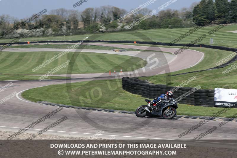 cadwell park;cadwell park photographs;cadwell trackday photographs;enduro digital images;event digital images;eventdigitalimages;peter wileman photography;racing digital images;trackday digital images;trackday photos