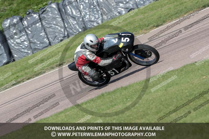 cadwell park;cadwell park photographs;cadwell trackday photographs;enduro digital images;event digital images;eventdigitalimages;peter wileman photography;racing digital images;trackday digital images;trackday photos