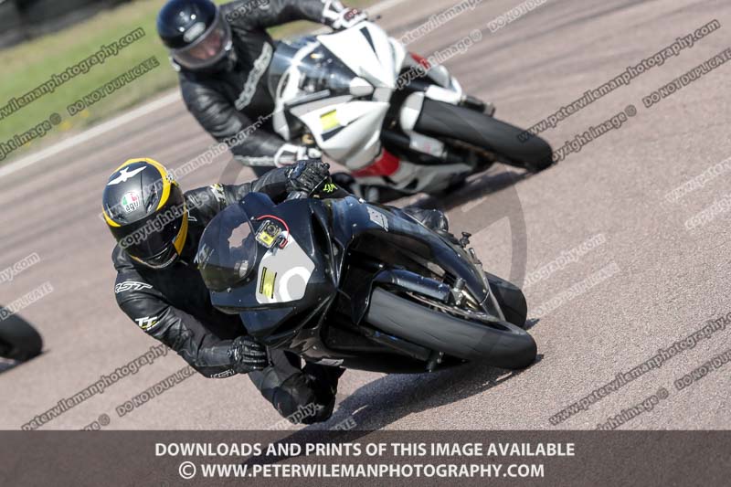 cadwell park;cadwell park photographs;cadwell trackday photographs;enduro digital images;event digital images;eventdigitalimages;peter wileman photography;racing digital images;trackday digital images;trackday photos