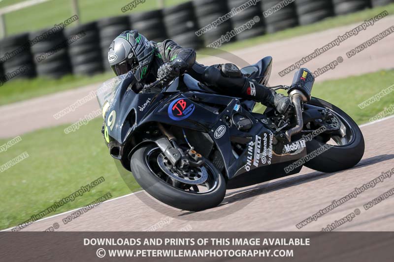 cadwell park;cadwell park photographs;cadwell trackday photographs;enduro digital images;event digital images;eventdigitalimages;peter wileman photography;racing digital images;trackday digital images;trackday photos