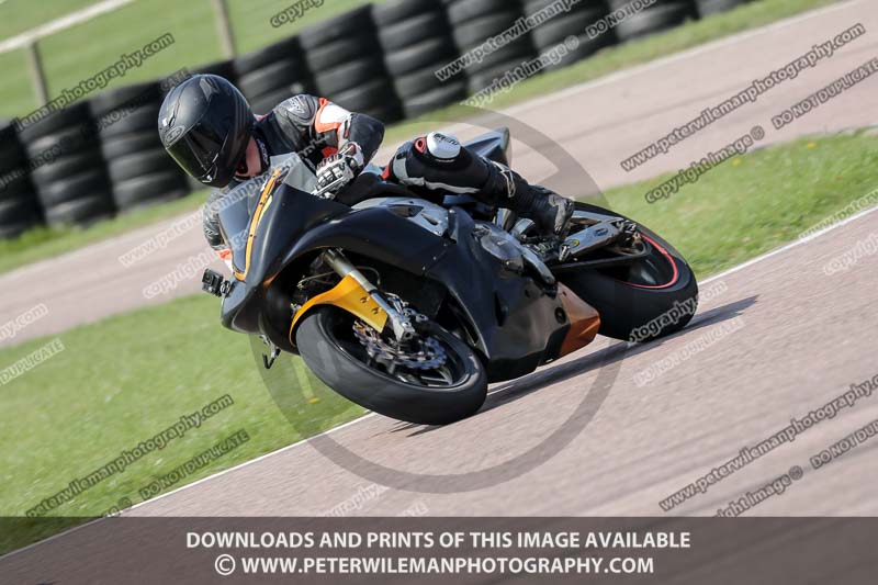 cadwell park;cadwell park photographs;cadwell trackday photographs;enduro digital images;event digital images;eventdigitalimages;peter wileman photography;racing digital images;trackday digital images;trackday photos