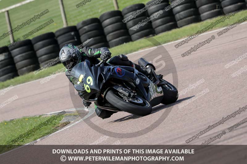 cadwell park;cadwell park photographs;cadwell trackday photographs;enduro digital images;event digital images;eventdigitalimages;peter wileman photography;racing digital images;trackday digital images;trackday photos
