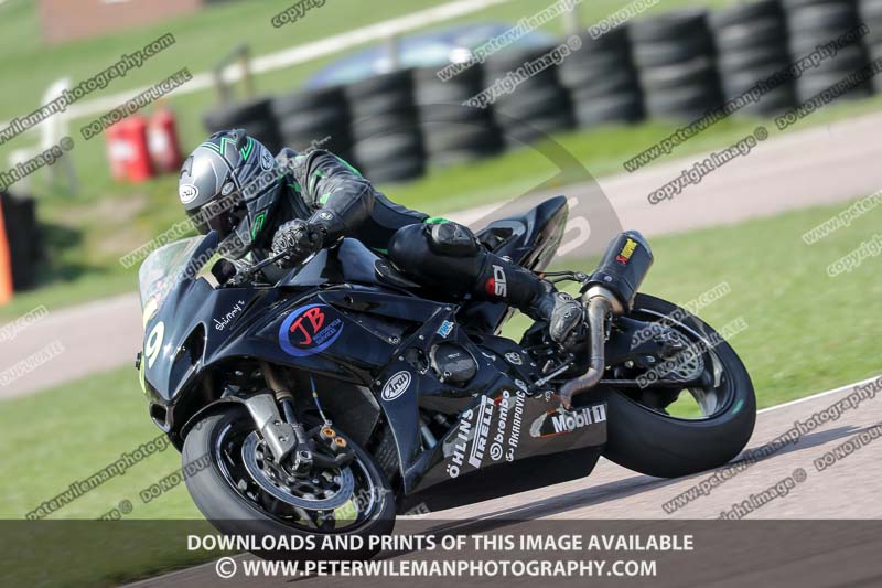 cadwell park;cadwell park photographs;cadwell trackday photographs;enduro digital images;event digital images;eventdigitalimages;peter wileman photography;racing digital images;trackday digital images;trackday photos