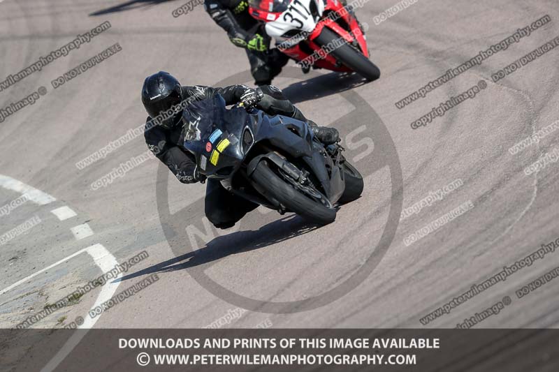 cadwell park;cadwell park photographs;cadwell trackday photographs;enduro digital images;event digital images;eventdigitalimages;peter wileman photography;racing digital images;trackday digital images;trackday photos