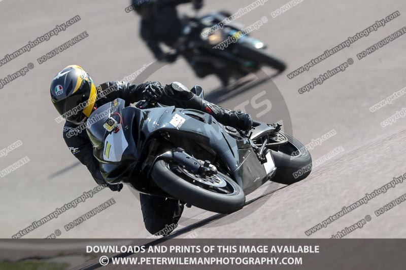 cadwell park;cadwell park photographs;cadwell trackday photographs;enduro digital images;event digital images;eventdigitalimages;peter wileman photography;racing digital images;trackday digital images;trackday photos