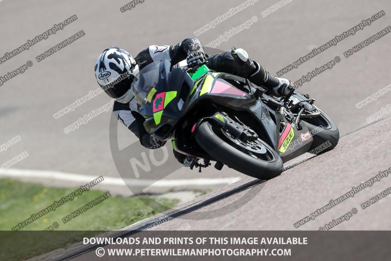 cadwell park;cadwell park photographs;cadwell trackday photographs;enduro digital images;event digital images;eventdigitalimages;peter wileman photography;racing digital images;trackday digital images;trackday photos