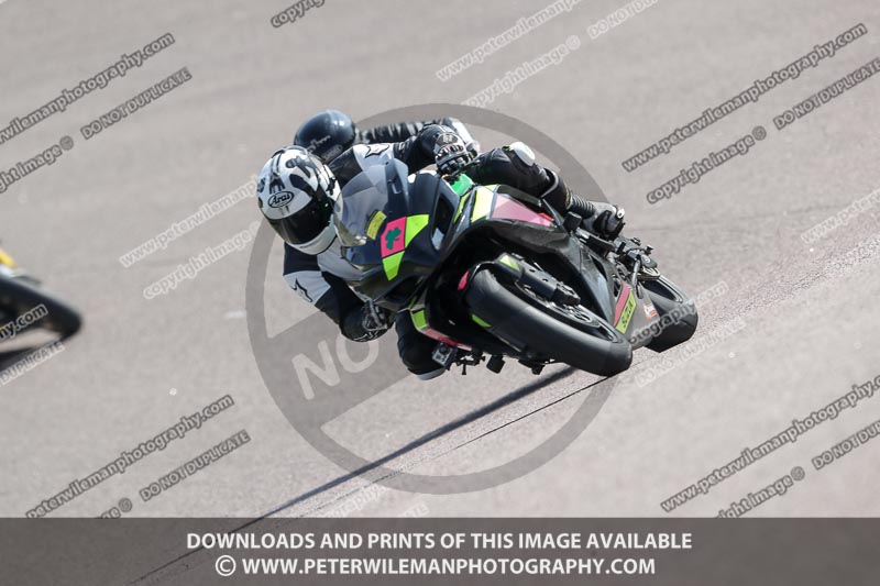 cadwell park;cadwell park photographs;cadwell trackday photographs;enduro digital images;event digital images;eventdigitalimages;peter wileman photography;racing digital images;trackday digital images;trackday photos