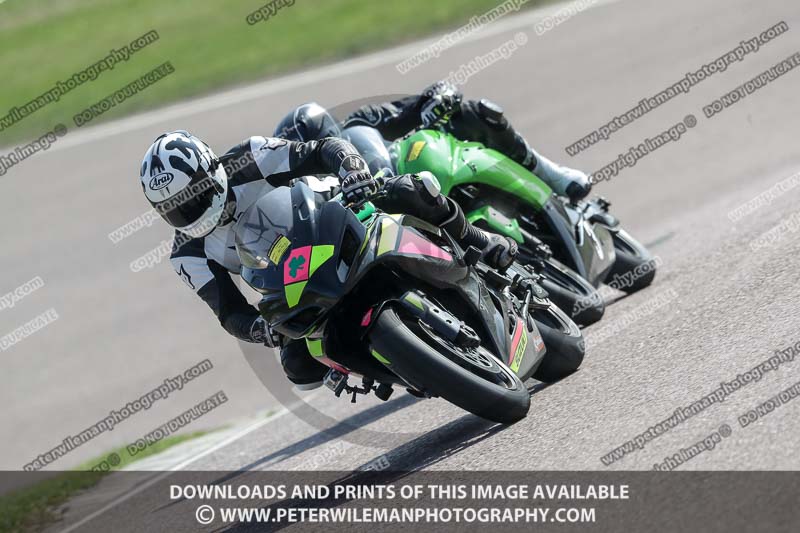 cadwell park;cadwell park photographs;cadwell trackday photographs;enduro digital images;event digital images;eventdigitalimages;peter wileman photography;racing digital images;trackday digital images;trackday photos