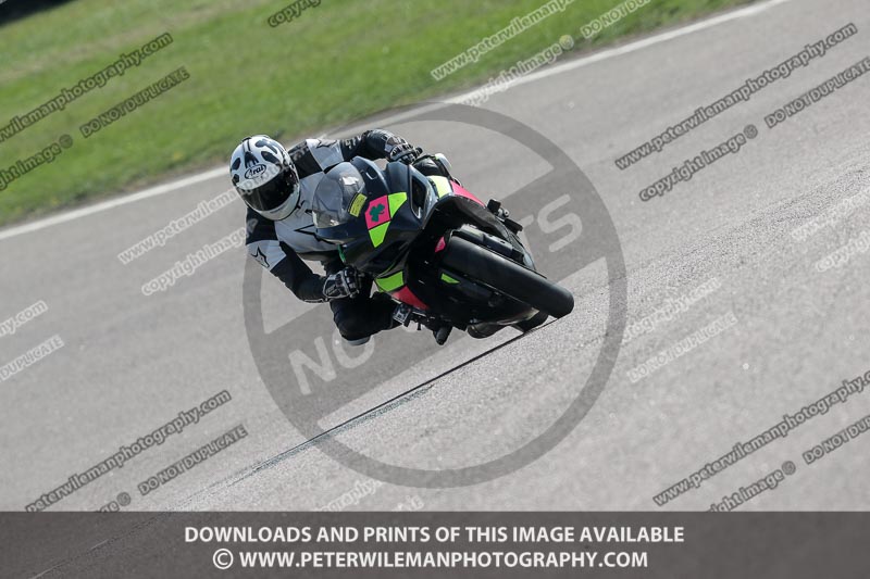 cadwell park;cadwell park photographs;cadwell trackday photographs;enduro digital images;event digital images;eventdigitalimages;peter wileman photography;racing digital images;trackday digital images;trackday photos
