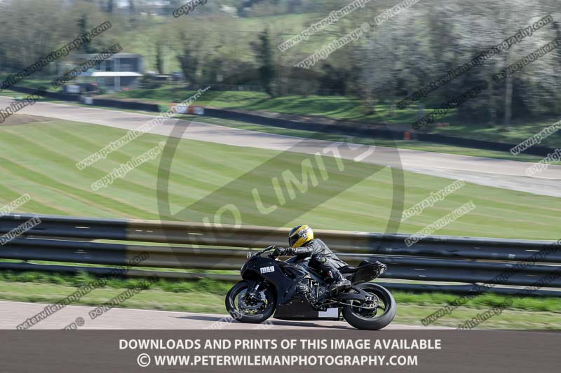 cadwell park;cadwell park photographs;cadwell trackday photographs;enduro digital images;event digital images;eventdigitalimages;peter wileman photography;racing digital images;trackday digital images;trackday photos