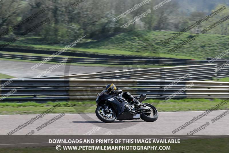 cadwell park;cadwell park photographs;cadwell trackday photographs;enduro digital images;event digital images;eventdigitalimages;peter wileman photography;racing digital images;trackday digital images;trackday photos