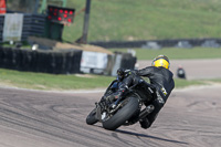 cadwell-park;cadwell-park-photographs;cadwell-trackday-photographs;enduro-digital-images;event-digital-images;eventdigitalimages;peter-wileman-photography;racing-digital-images;trackday-digital-images;trackday-photos