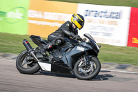 cadwell-park;cadwell-park-photographs;cadwell-trackday-photographs;enduro-digital-images;event-digital-images;eventdigitalimages;peter-wileman-photography;racing-digital-images;trackday-digital-images;trackday-photos