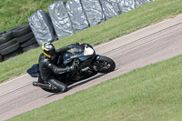 cadwell-park;cadwell-park-photographs;cadwell-trackday-photographs;enduro-digital-images;event-digital-images;eventdigitalimages;peter-wileman-photography;racing-digital-images;trackday-digital-images;trackday-photos