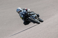 cadwell-park;cadwell-park-photographs;cadwell-trackday-photographs;enduro-digital-images;event-digital-images;eventdigitalimages;peter-wileman-photography;racing-digital-images;trackday-digital-images;trackday-photos