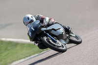 cadwell-park;cadwell-park-photographs;cadwell-trackday-photographs;enduro-digital-images;event-digital-images;eventdigitalimages;peter-wileman-photography;racing-digital-images;trackday-digital-images;trackday-photos
