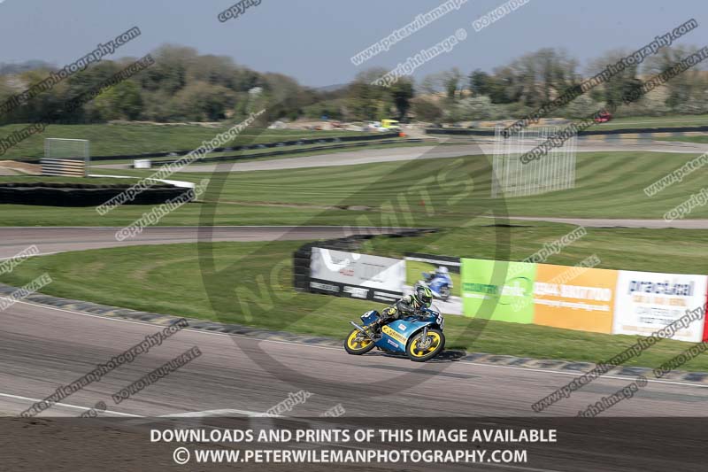 cadwell park;cadwell park photographs;cadwell trackday photographs;enduro digital images;event digital images;eventdigitalimages;peter wileman photography;racing digital images;trackday digital images;trackday photos