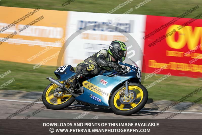 cadwell park;cadwell park photographs;cadwell trackday photographs;enduro digital images;event digital images;eventdigitalimages;peter wileman photography;racing digital images;trackday digital images;trackday photos