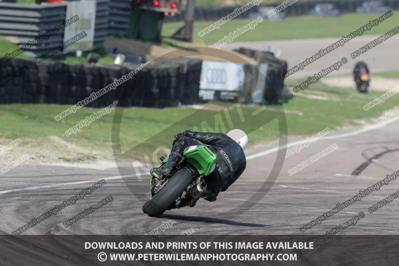 cadwell park;cadwell park photographs;cadwell trackday photographs;enduro digital images;event digital images;eventdigitalimages;peter wileman photography;racing digital images;trackday digital images;trackday photos