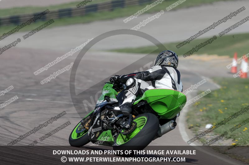 cadwell park;cadwell park photographs;cadwell trackday photographs;enduro digital images;event digital images;eventdigitalimages;peter wileman photography;racing digital images;trackday digital images;trackday photos