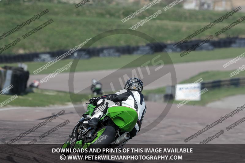 cadwell park;cadwell park photographs;cadwell trackday photographs;enduro digital images;event digital images;eventdigitalimages;peter wileman photography;racing digital images;trackday digital images;trackday photos