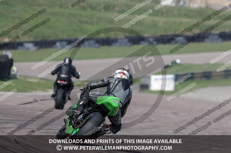 cadwell park;cadwell park photographs;cadwell trackday photographs;enduro digital images;event digital images;eventdigitalimages;peter wileman photography;racing digital images;trackday digital images;trackday photos