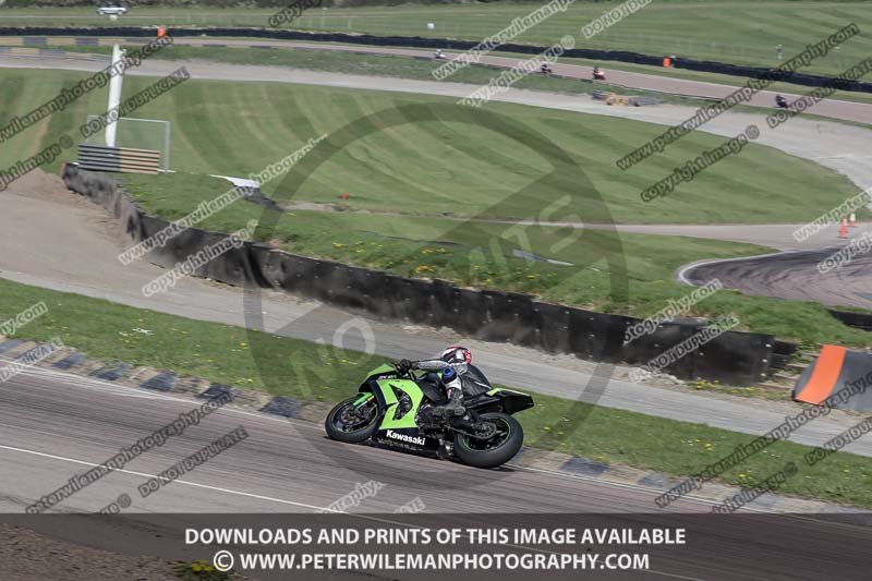 cadwell park;cadwell park photographs;cadwell trackday photographs;enduro digital images;event digital images;eventdigitalimages;peter wileman photography;racing digital images;trackday digital images;trackday photos
